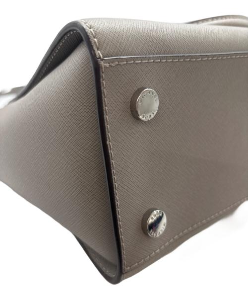 MICHAEL KORS（マイケル・コース）MICHAEL KORS (マイケル・コース) 2WAYショルダーバッグ ライトグレーの古着・服飾アイテム