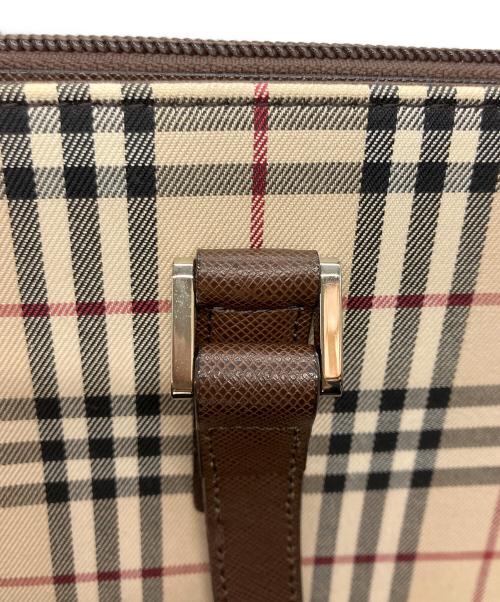 BURBERRY（バーバリー）BURBERRY (バーバリー) ハンドバッグ ベージュの古着・服飾アイテム