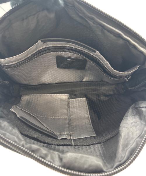 TUMI（トゥミ）TUMI (トゥミ) ショルダーバッグ ブラックの古着・服飾アイテム