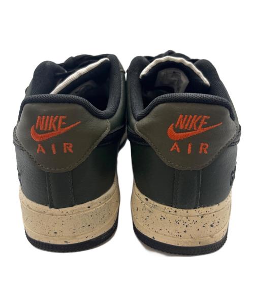 NIKE（ナイキ）NIKE (ナイキ) ローカットスニーカー グリーン×ベージュ サイズ:27.5cmの古着・服飾アイテム