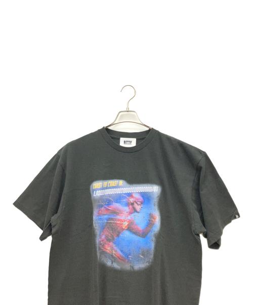 BTFF（ビーティーエフエフ）BTFF (ビーティーエフエフ) 半袖カットソー ブラック サイズ:SIZE Fの古着・服飾アイテム
