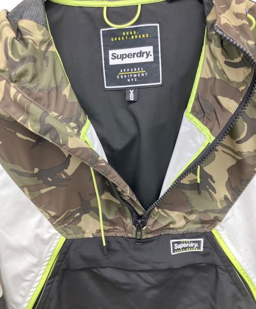 Superdry（スーパードライ）Superdry (スーパードライ) アノラックパーカー ブラック×グリーン サイズ:XSの古着・服飾アイテム