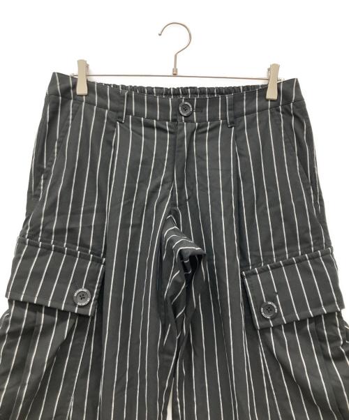 SWITCHBLADE（スイッチブレード）SWITCHBLADE (スイッチブレード) PINSTRIPE WIDE CARGO PT ブラック サイズ:Mの古着・服飾アイテム