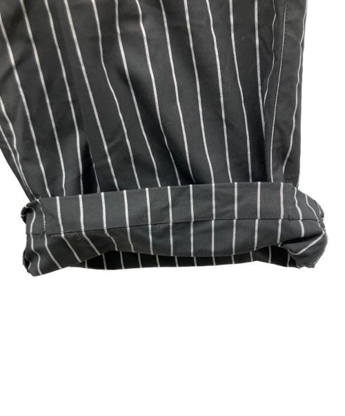 SWITCHBLADE（スイッチブレード）SWITCHBLADE (スイッチブレード) PINSTRIPE WIDE CARGO PT ブラック サイズ:Mの古着・服飾アイテム