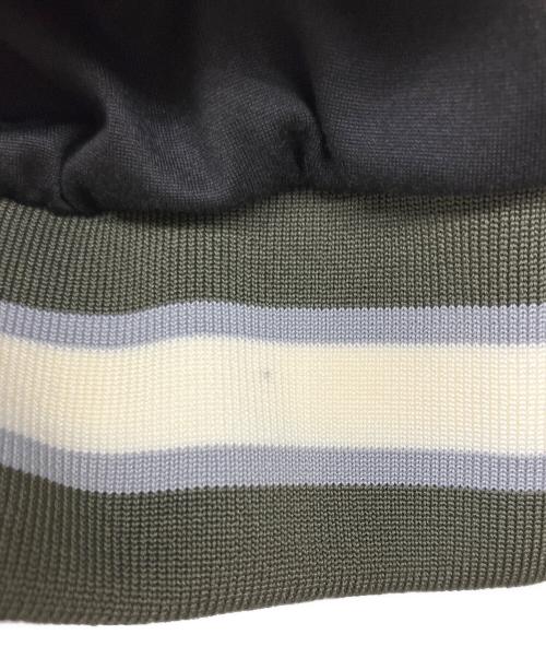 HUF（ハフ）HUF (ハフ) スタジャン オリーブ サイズ:XLの古着・服飾アイテム