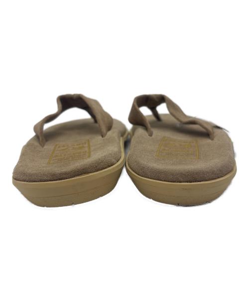 ISLAND SLIPPER（アイランドスリッパ）ISLAND SLIPPER (アイランドスリッパ) ビーチサンダル ベージュ サイズ:25 未使用品の古着・服飾アイテム