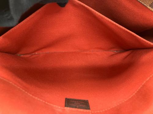 LOUIS VUITTON（ルイ ヴィトン）LOUIS VUITTON (ルイ ヴィトン) ショルダーバッグ ブラウン サイズ:-の古着・服飾アイテム