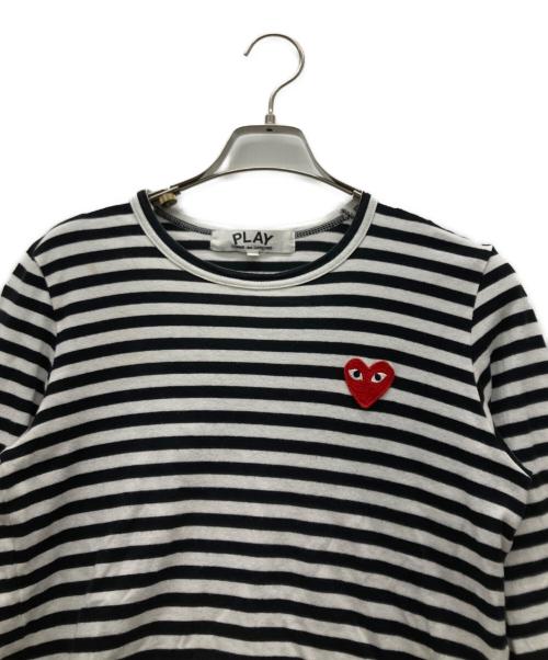 PLAY COMME des GARCONS（プレイコムデギャルソン）PLAY COMME des GARCONS (プレイコムデギャルソン) 長袖カットソー ブラック×ホワイト サイズ:Mの古着・服飾アイテム