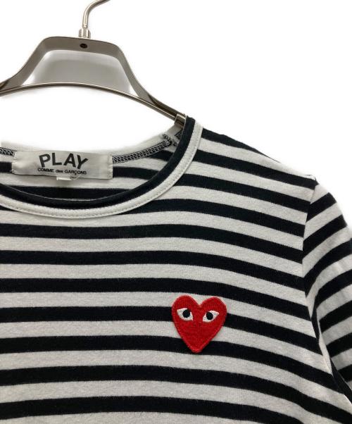 PLAY COMME des GARCONS（プレイコムデギャルソン）PLAY COMME des GARCONS (プレイコムデギャルソン) 長袖カットソー ブラック×ホワイト サイズ:Mの古着・服飾アイテム