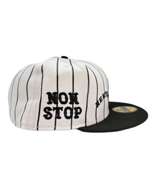 New Era（ニューエラ）New Era (ニューエラ) Supreme (シュプリーム) キャップ ブラック×ホワイト 未使用品の古着・服飾アイテム