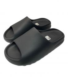 adidas（アディダス）の古着「YZY SLIDE」｜ブラック