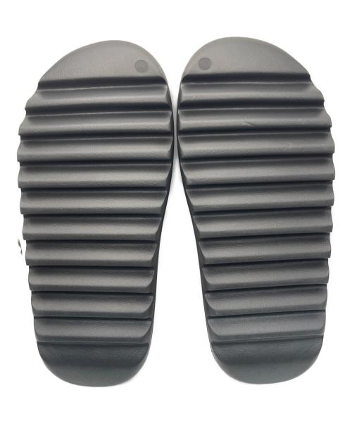 adidas（アディダス）adidas (アディダス) YZY SLIDE ブラック サイズ:29.5の古着・服飾アイテム
