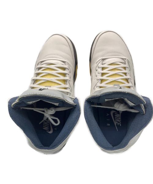 NIKE（ナイキ）NIKE (ナイキ) A Ma Maniere (ア・マ・マニエール) ハイカットスニーカー ホワイト サイズ:27.5cmの古着・服飾アイテム