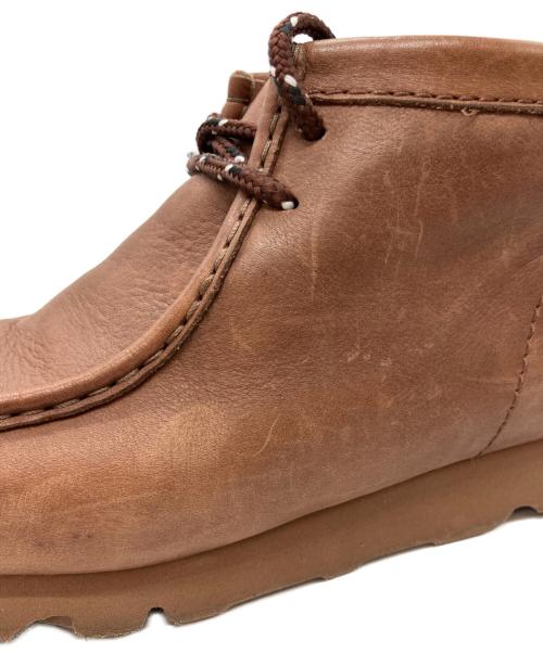 CLARKS（クラークス）CLARKS (クラークス) ワラビーブーツ ブラウン サイズ:26.5の古着・服飾アイテム