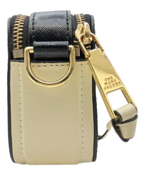 Marc by Marc Jacobs（マークバイマークジェイコブス）Marc by Marc Jacobs (マークバイマークジェイコブス) ショルダーバッグ ホワイト×ブラックの古着・服飾アイテム