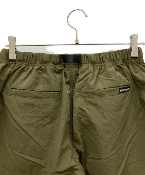 GRAMICCI（グラミチ）GRAMICCI (グラミチ) LOWERCASE NYLON LOOSE SHORT オリーブ サイズ:Mの古着・服飾アイテム