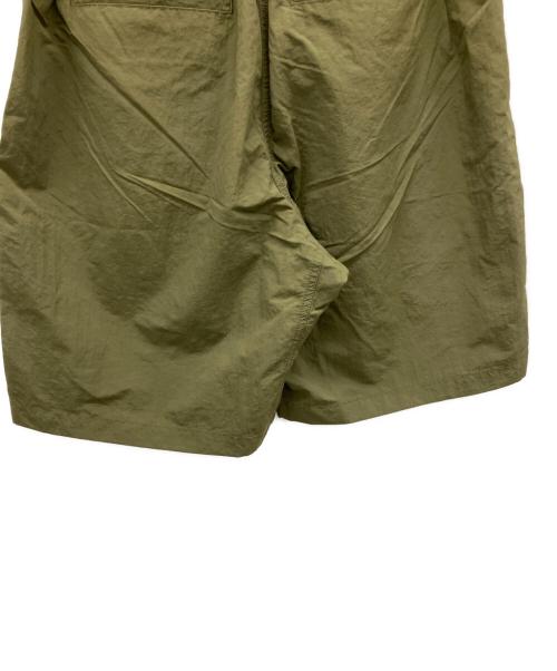 GRAMICCI（グラミチ）GRAMICCI (グラミチ) LOWERCASE NYLON LOOSE SHORT オリーブ サイズ:Mの古着・服飾アイテム
