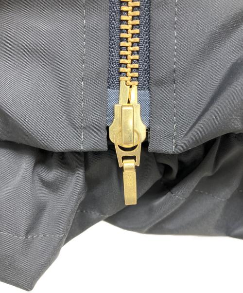 23区（ニジュウサンク）23区 (ニジュウサンク) コットンエアーバルーンライトアウター グレー サイズ:44の古着・服飾アイテム