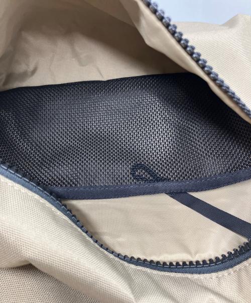 THE NORTH FACE（ザ ノース フェイス）THE NORTH FACE (ザ ノース フェイス) デイパック ベージュの古着・服飾アイテム