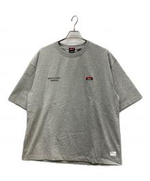 NANGA×Grand PARK（ナンガ×グランド パーク）の古着「別注刺繍Tシャツ」｜ライトグレー