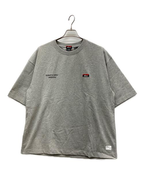 NANGA（ナンガ）NANGA (ナンガ) Grand PARK (グランド パーク) 別注刺繍Tシャツ ライトグレー サイズ:50の古着・服飾アイテム