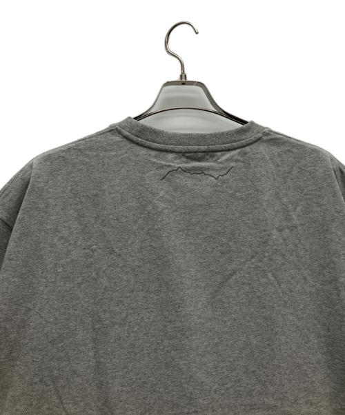 NANGA（ナンガ）NANGA (ナンガ) Grand PARK (グランド パーク) 別注刺繍Tシャツ ライトグレー サイズ:50の古着・服飾アイテム