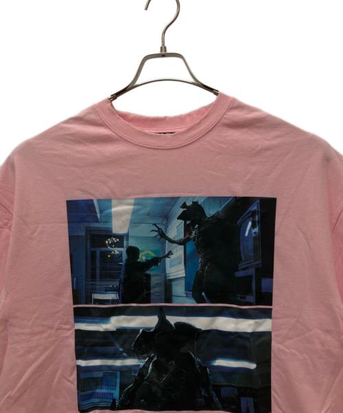 little sunny bite（リトルサニーバイト）little sunny bite (リトルサニーバイト) STRANGER THINGS (ストレンジャーシングス) 半袖Tシャツ ピンク サイズ:Ｍの古着・服飾アイテム