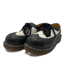 Dr.Martens（ドクターマーチン）の古着「ウィングチップシューズ」｜ブラック×ホワイト