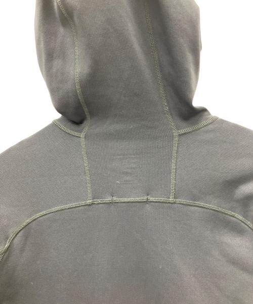 MOUNTAIN HARD WEAR（マウンテンハードウェア）MOUNTAIN HARD WEAR (マウンテンハードウェア) ジップパーカー グレー サイズ:Mの古着・服飾アイテム