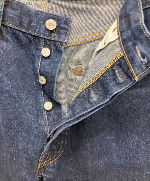 LEVI'S（リーバイス）LEVI'S (リーバイス) 2001年製BigE501XXボタンフライデニムパンツ インディゴ サイズ:W34L36の古着・服飾アイテム