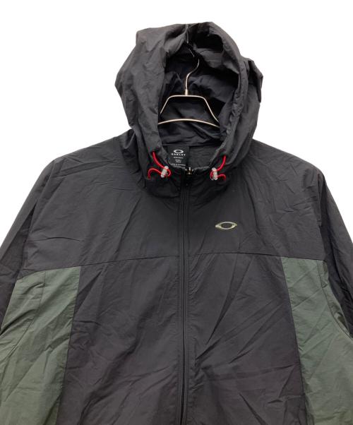 OAKLEY（オークリー）OAKLEY (オークリー) ナイロンジャケット ブラック サイズ:XL 未使用品の古着・服飾アイテム