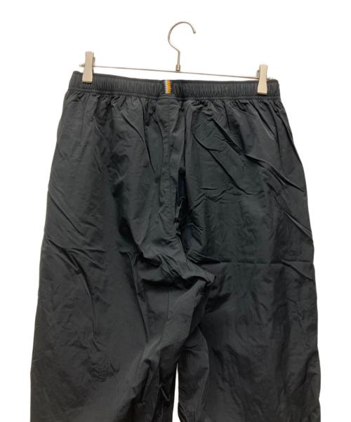 NEW BALANCE（ニューバランス）NEW BALANCE (ニューバランス) ナイロンパンツ ブラック サイズ:XL 未使用品の古着・服飾アイテム
