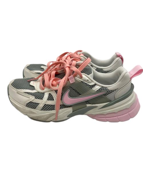 NIKE（ナイキ）NIKE (ナイキ) スニーカー ホワイト×ピンク サイズ:25.5の古着・服飾アイテム