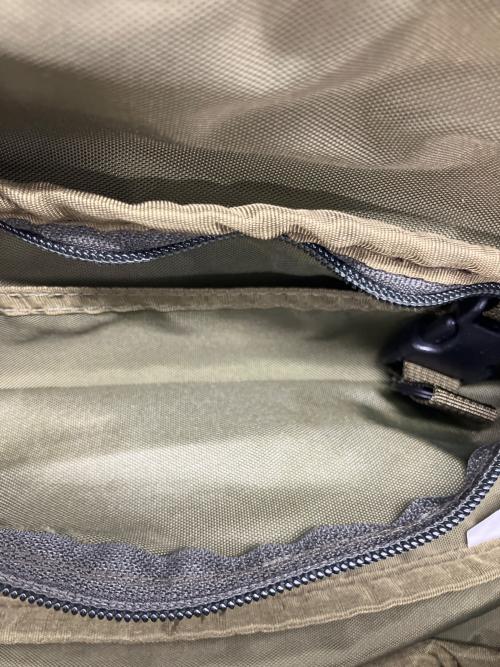 BRIEFING（ブリーフィング）BRIEFING (ブリーフィング) ウエストバッグ カーキの古着・服飾アイテム