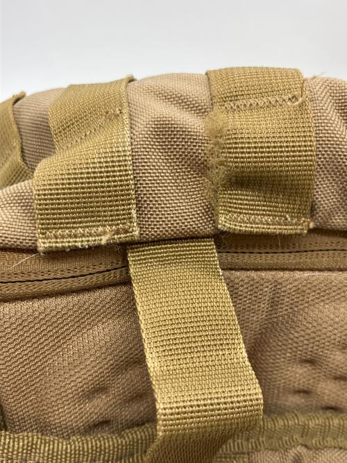 Hazard（ハザード）Hazard (ハザード) ワンショルダーバッグ ベージュの古着・服飾アイテム