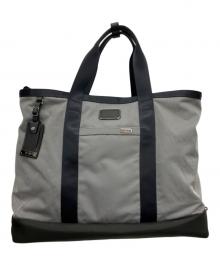 TUMI（トゥミ）の古着「ビジネスバッグ」｜グレー