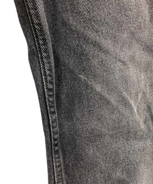 LEVI'S（リーバイス）LEVI'S (リーバイス) デニムパンツ グレー サイズ:W33の古着・服飾アイテム