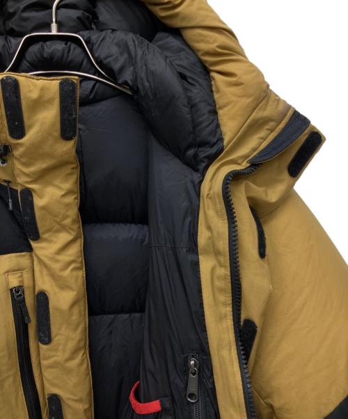 THE NORTH FACE（ザ ノース フェイス）THE NORTH FACE (ザ ノース フェイス) ダウンジャケット カーキ×ブラック サイズ:Sの古着・服飾アイテム