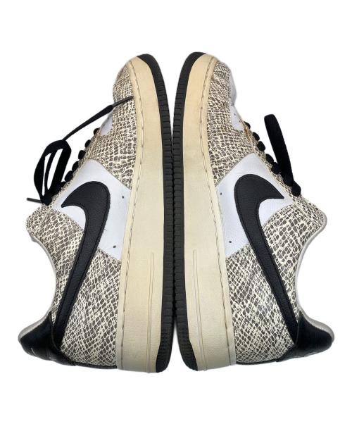 NIKE（ナイキ）NIKE (ナイキ) AIR FORECE1 グレー×ホワイト サイズ:27.5の古着・服飾アイテム