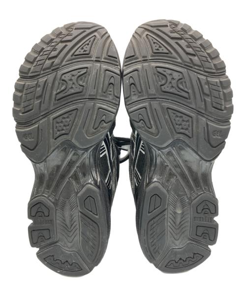 asics（アシックス）asics (アシックス) ローカットスニーカー ブラック サイズ:27の古着・服飾アイテム