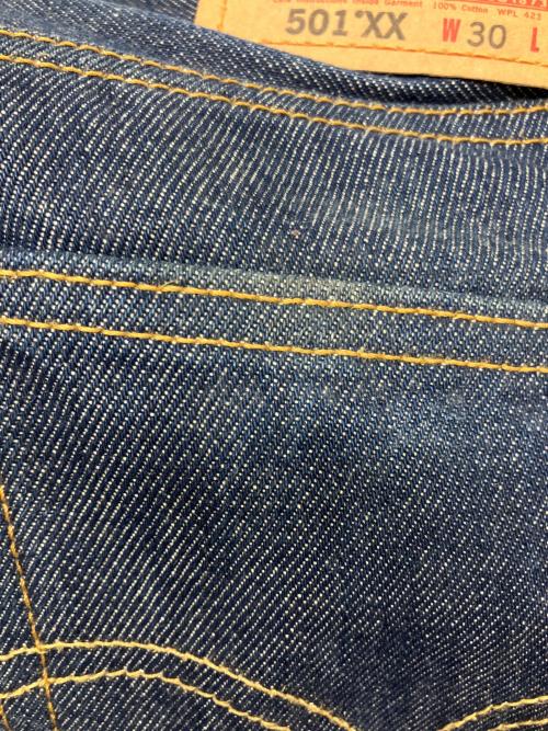 LEVI'S（リーバイス）LEVI'S (リーバイス) ボタンフライデニムパンツ インディゴ サイズ:不明の古着・服飾アイテム
