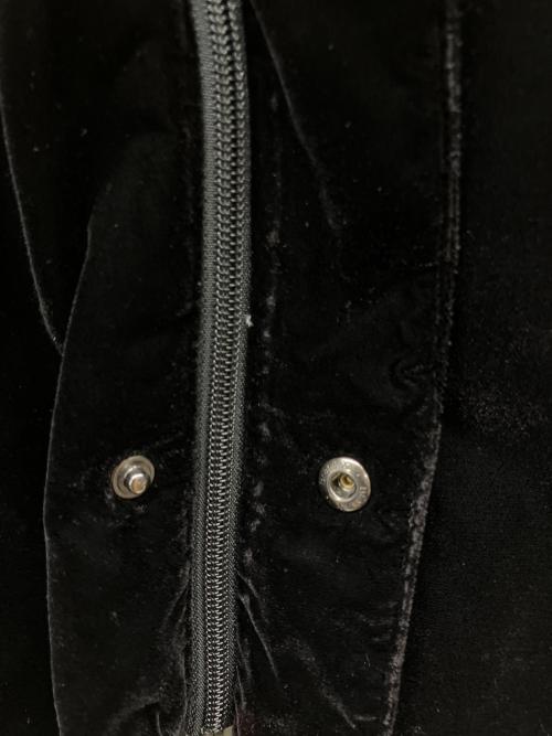 BURBERRY BLACK LABEL（バーバリーブラックレーベル）BURBERRY BLACK LABEL (バーバリーブラックレーベル) ベロアダウンジャケット ブラック サイズ:Mの古着・服飾アイテム