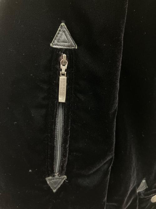 BURBERRY BLACK LABEL（バーバリーブラックレーベル）BURBERRY BLACK LABEL (バーバリーブラックレーベル) ベロアダウンジャケット ブラック サイズ:Mの古着・服飾アイテム