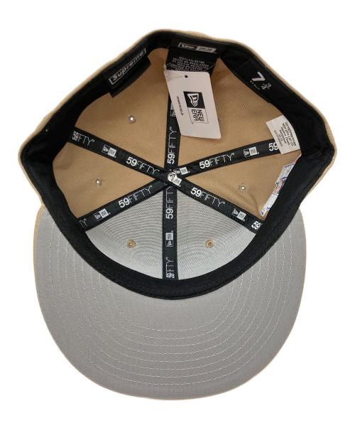 SUPREME（シュプリーム）SUPREME (シュプリーム) New Era (ニューエラ) キャップ ベージュの古着・服飾アイテム