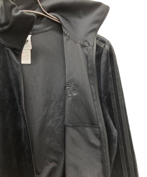 adidas（アディダス）adidas (アディダス) トラックジャケット ブラック サイズ:XLの古着・服飾アイテム