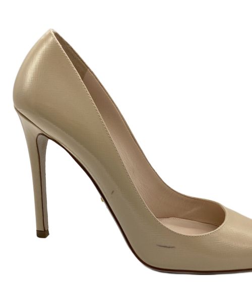 PRADA（プラダ）PRADA (プラダ) ポインテッドトゥパンプス ベージュ サイズ:37の古着・服飾アイテム