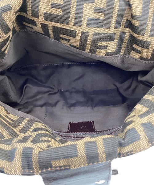 FENDI（フェンディ）FENDI (フェンディ) 円口マンマバケットPMの古着・服飾アイテム