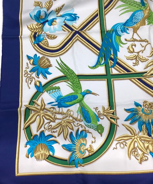 HERMES（エルメス）HERMES (エルメス) カレ90　CARAILES ブルー×ホワイトの古着・服飾アイテム