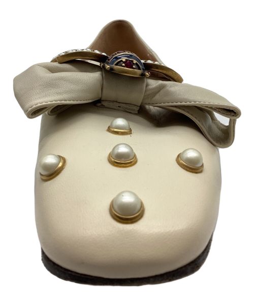 GUCCI（グッチ）GUCCI (グッチ) クイーンマーガレットビーアクセントローファー アイボリー サイズ:34の古着・服飾アイテム