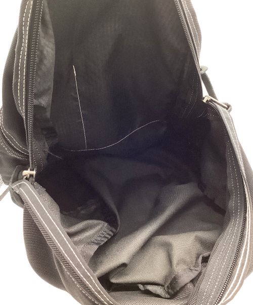 GREGORY（グレゴリー）GREGORY (グレゴリー) 90s　旧ロゴ 初期 白ステッチ　デイパック ブラックの古着・服飾アイテム